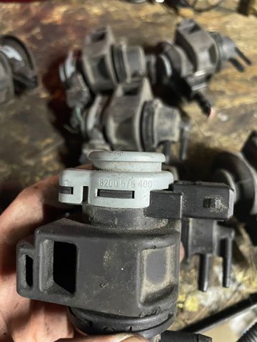 Перетворювач тиску (соленоїд) наддуву / EGR 8200575400 RENAULT