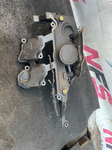 Кришка клапанів 8200673395 RENAULT
