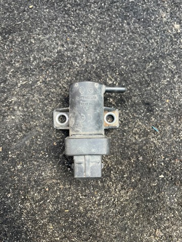 Клапан соленоїд регулювання заслонки EGR 8200762162 RENAULT