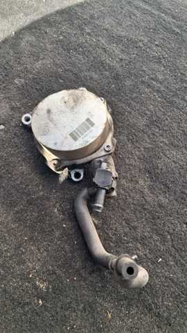 Насос вакуумний 8200845984 RENAULT