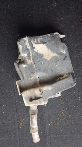 Водяний бачок омивача скла 8260A117 MITSUBISHI