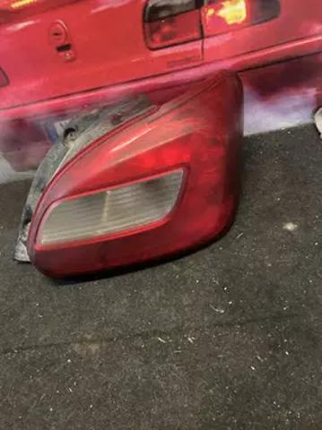 Ліхтар задній правий 8330B020 MITSUBISHI