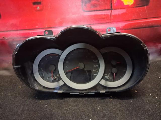 Щиток приладів 8380042D03 TOYOTA
