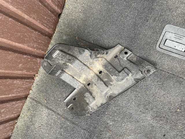 Захист заднього бампера 866951W200 HYUNDAI