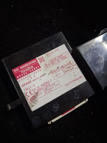 8930042081 Toyota