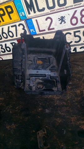Піддон акумулятора(АКБ) 8V2110723BD FORD