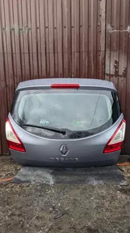 Задні двері багажника 901001260R RENAULT