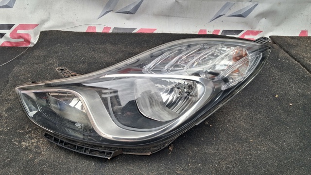 Блок фара ліва 921011KXXX HYUNDAI