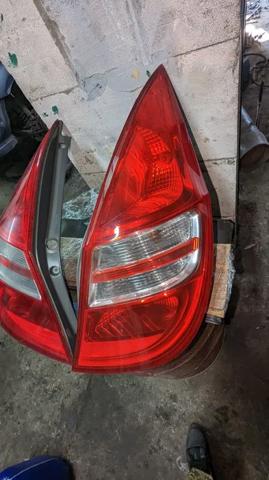 Задній правий стоп 924022L0 HYUNDAI