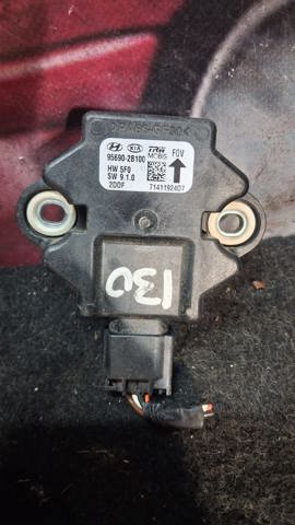 Датчик поперечного прискорення (ESP) 956902B100 HYUNDAI