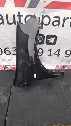 Переднє праве крило F3100JD0M0 NISSAN