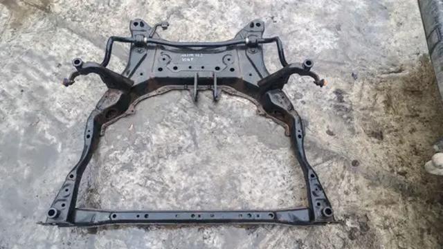 Передня балка GHP934800B MAZDA