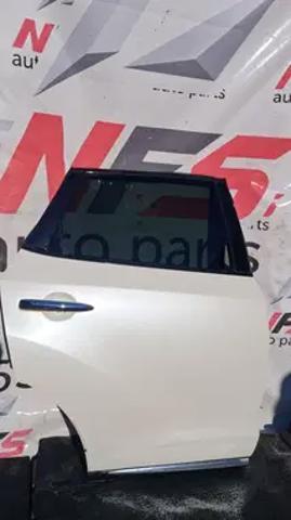 Двері задні в зборі H210M1AAAA NISSAN
