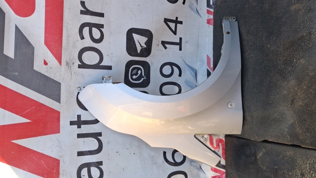 Переднє праве крило KT1Z16005A FORD