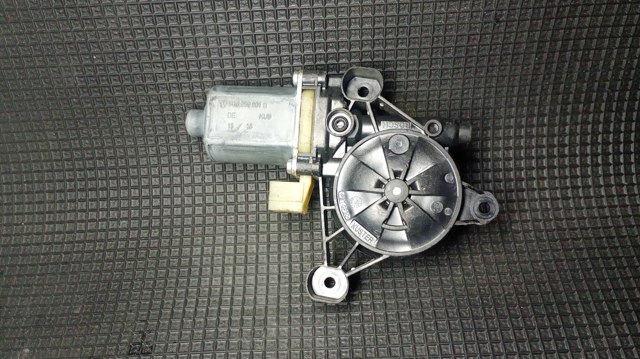 Електродвигун приводів 5Q0959801B VAG
