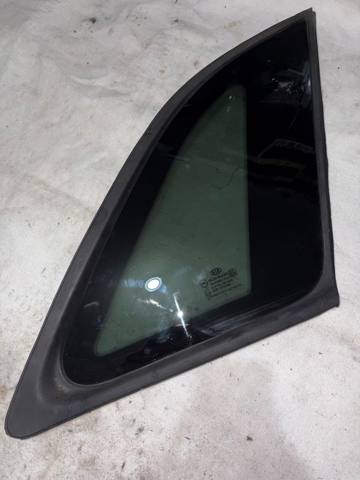 Стукло багажника, праве 878201U000 HYUNDAI