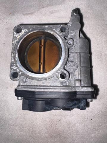 Дросільна заслінка в зборі SERA52601 NISSAN
