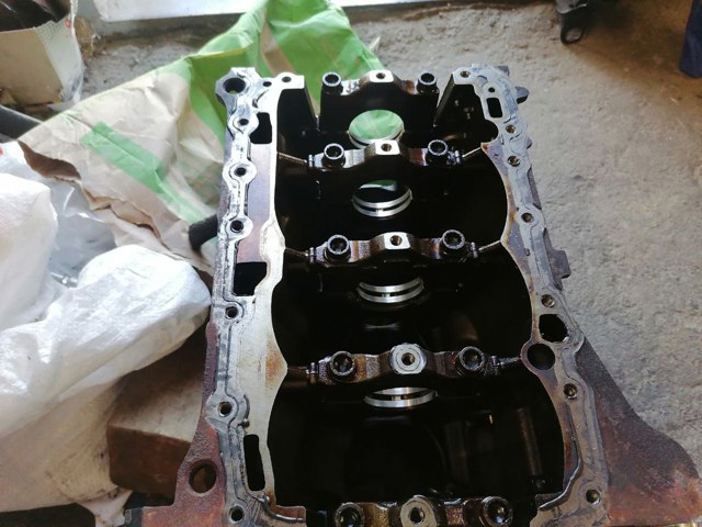 ДВЗ 06L100033P VAG