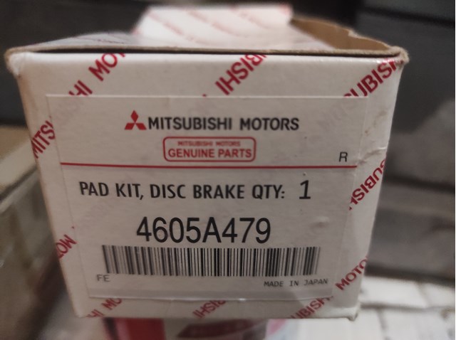 Задні дискові колодки 4605A479 MITSUBISHI
