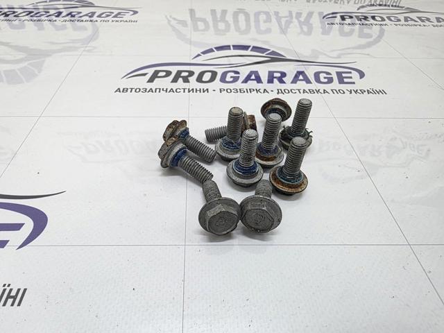 Болт головки блока циліндрів 07147192750 BMW