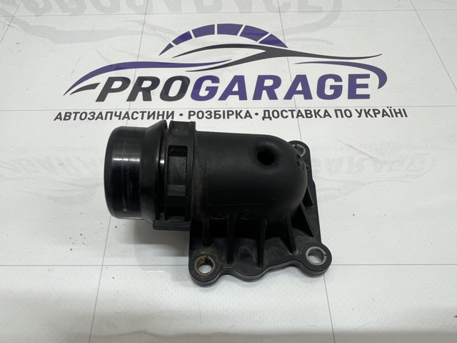Кришка термостата 11517823193 BMW
