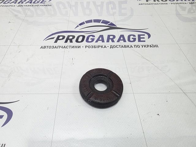 Подушка амортизатора переднього 31336776389 BMW
