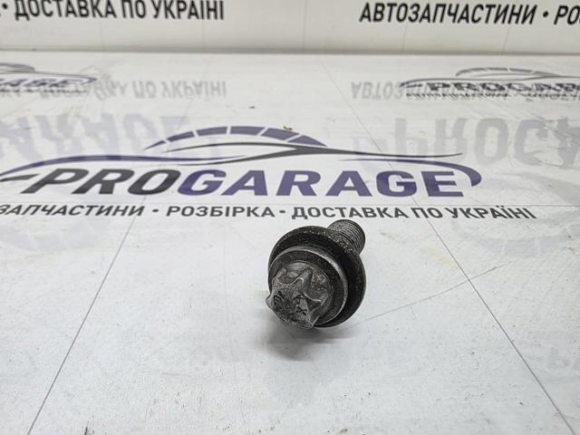 Задній підшипник 33406765432 BMW
