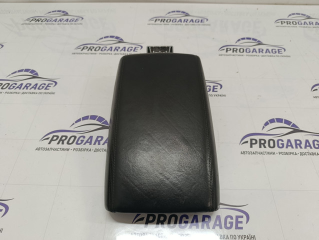 Скринька речової центральної консолі (підлокітника) 4G0864208G VAG