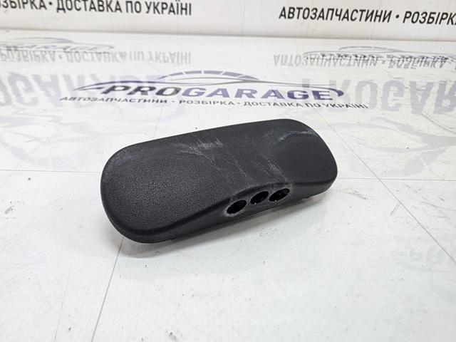 Форсунка омивача скла лобового, ліва 4G0955987A VAG