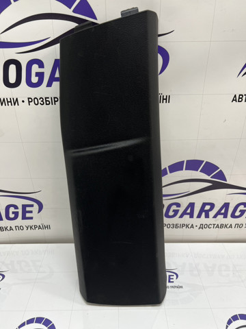 Обшивка стійки кузова внутрішньої, середня нижня права 51436971870 BMW