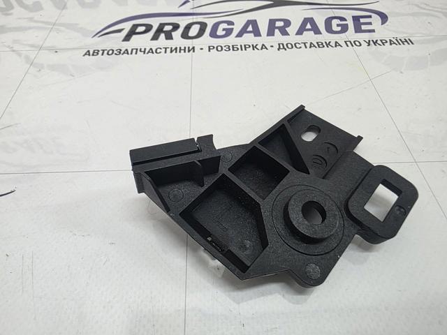 Кронштейн ручки відкривання капота 517823633B VAG