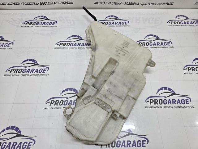 Бачок склоомивача Бмв 5
