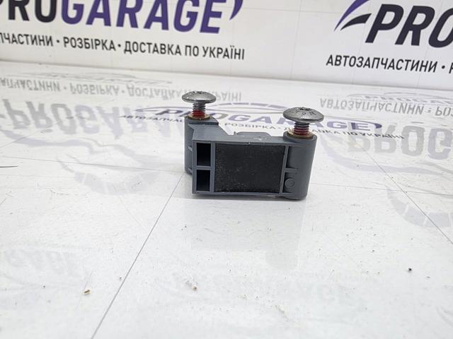 Датчик Ейрбег передній 65779159314 BMW