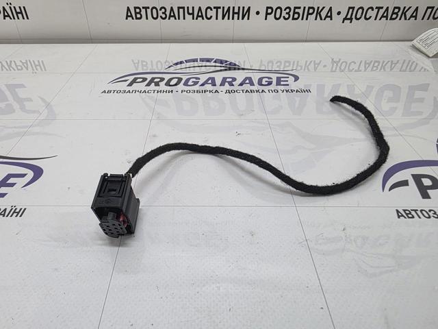 Роз'єм (фішка) фари 8366590 BMW