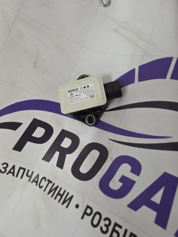 Датчик поперечного прискорення (ESP) 8K0907637C VAG