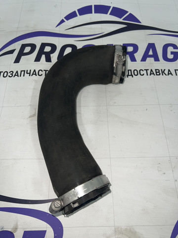 Шланг/патрубок интеркуллера 8R0145709H VAG