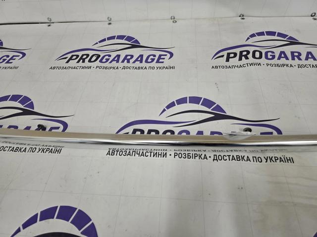 Рейлінг даху правий 8R0860022J VAG