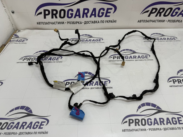Джгут проводів передньої двері 8R0971036 VAG
