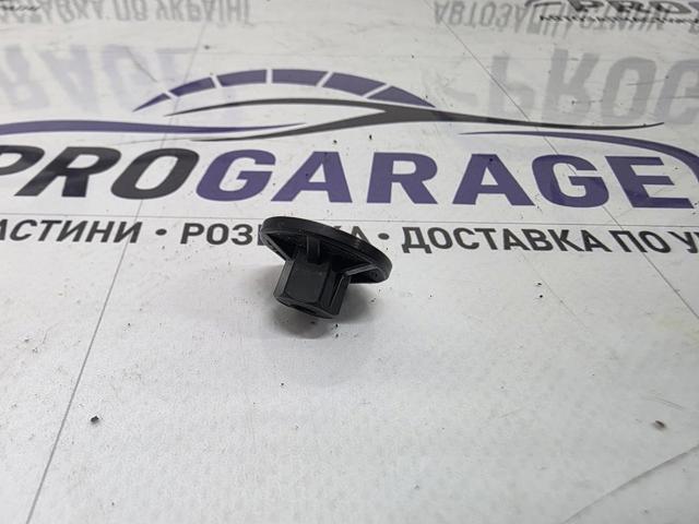 Болт / гайка кріплення N90757901 VAG