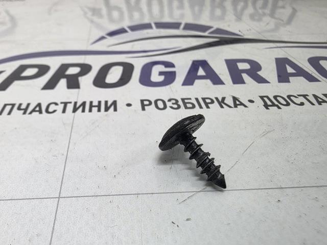 Захист моторного відсіку N90974701 VAG