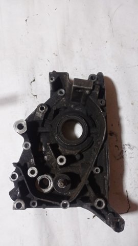 Масляний насос двигуна 1064A035 MITSUBISHI