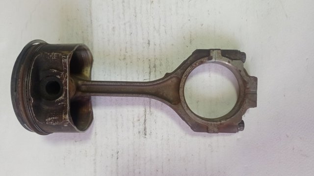Шатун поршня ДВЗ 1115A096 MITSUBISHI