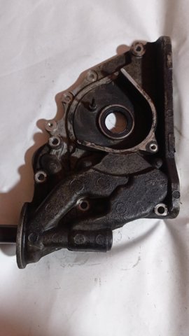 Помпа масляна 2131027060 HYUNDAI
