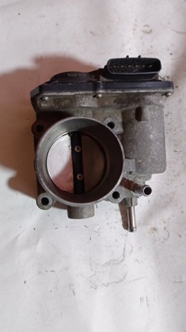 Блок дросельної заслінки 2203037010 TOYOTA