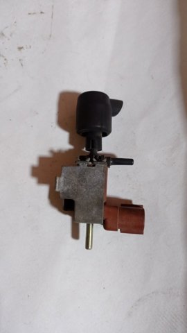 Клапан соленоїд регулювання заслонки EGR 2586064140 TOYOTA