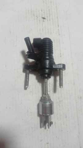 Циліндр зчеплення, головний 3142042050 TOYOTA
