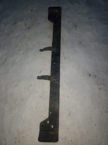 Підсилювач бампера переднього 5202142041 TOYOTA