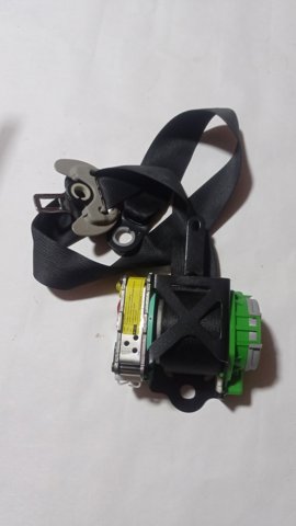 Ремінь безпеки передній лівий 7322002120 TOYOTA