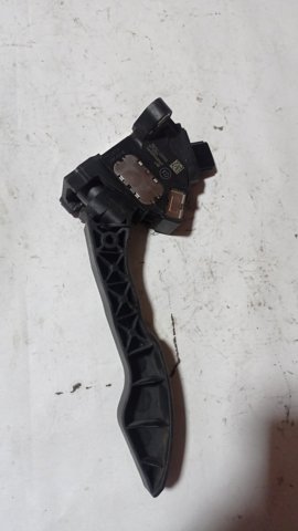 Підаль газу 7811002020 TOYOTA