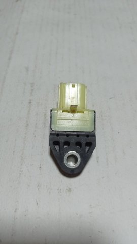 Датчик подушки безпеки 8983142010 TOYOTA